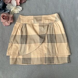 TULLE Plaid Beige Tulip Skirt Size Small